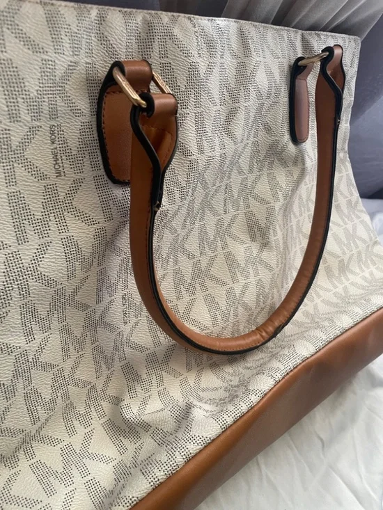 Michael Kors | Vanilla MK Monogram & Brown Leather Trim Bag - Picture 6 of 11